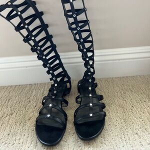 Stuart Weitzman Gladiator Sandals - Black Size 9